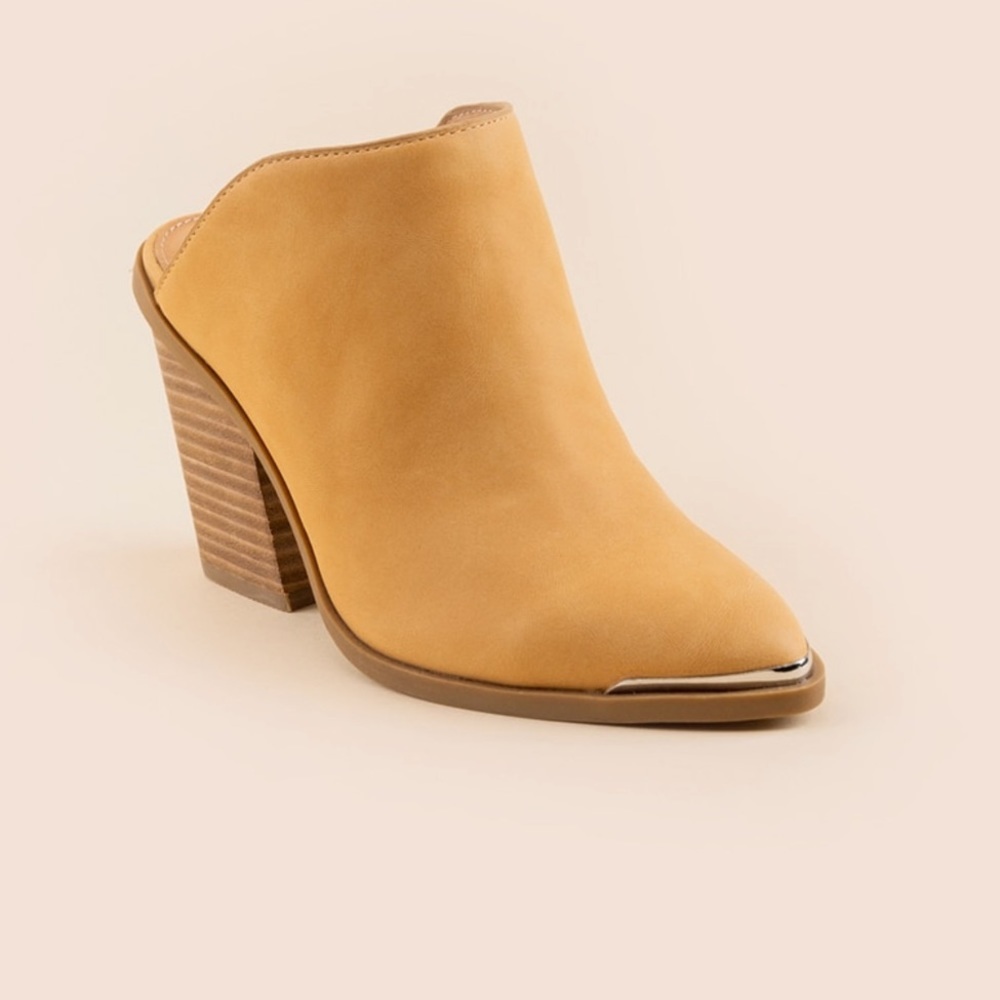 DV by Dolce Vita Nautry